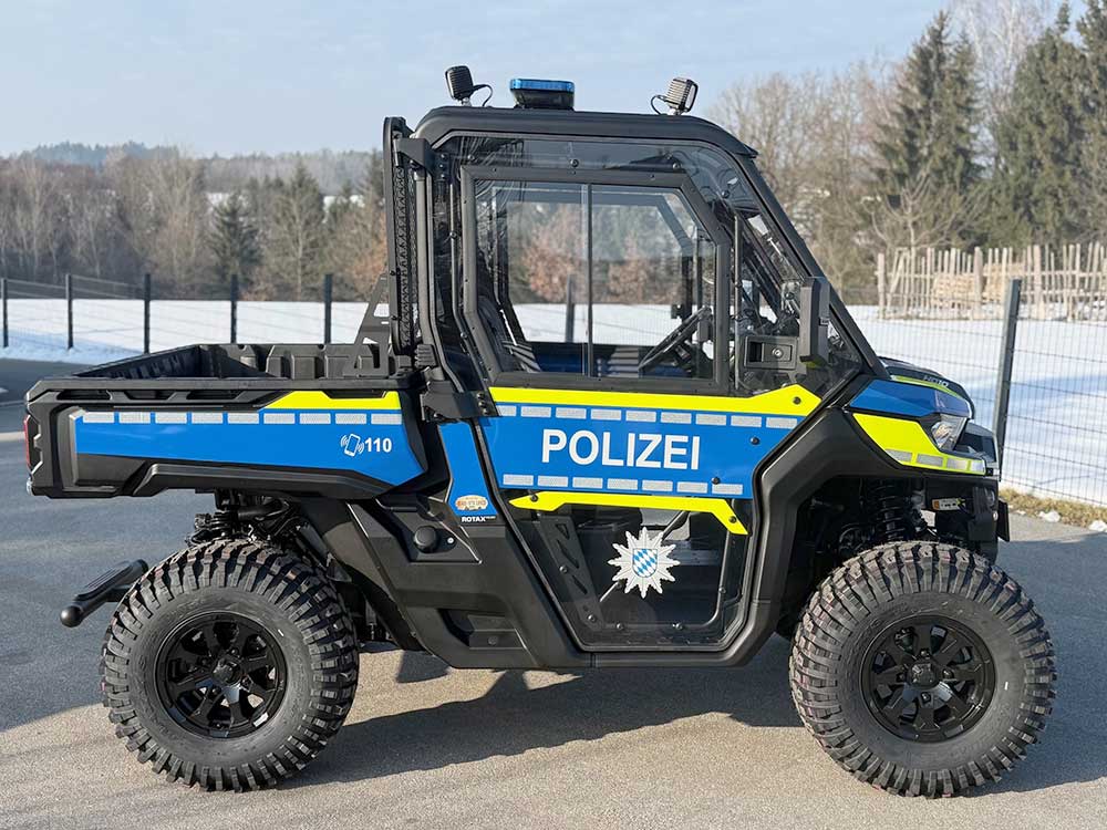sonderfahrzeug-utv-polizei-2